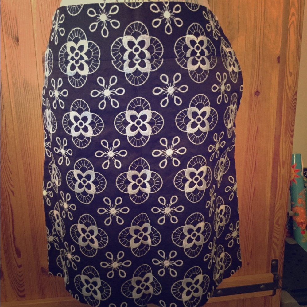 Pencil knee length skirt